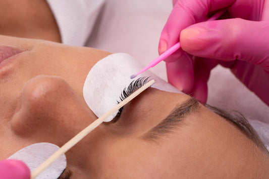 Lash Lift vs. Lash Extensions: Which is Right for You?
